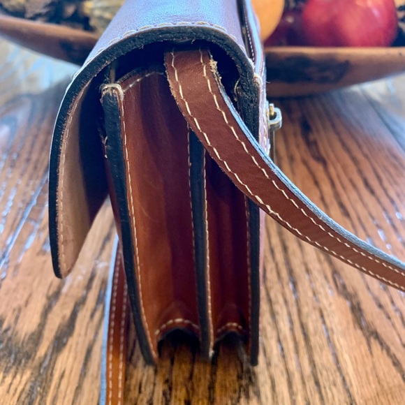 Patricia Nash crossbody - Picture 3 of 5